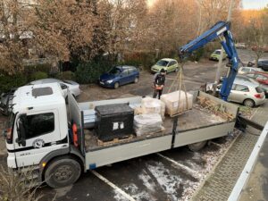 Autódaru bérlés és építőanyag szállítás